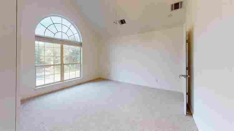 1 BR in Round Rock