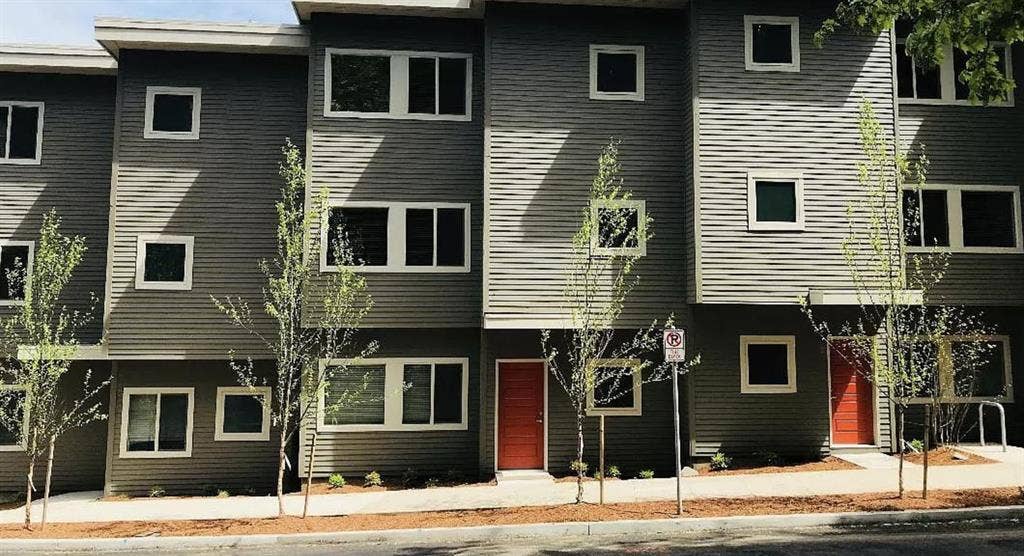 1 BR in Portland