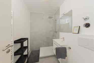 Big Furnished room in munich