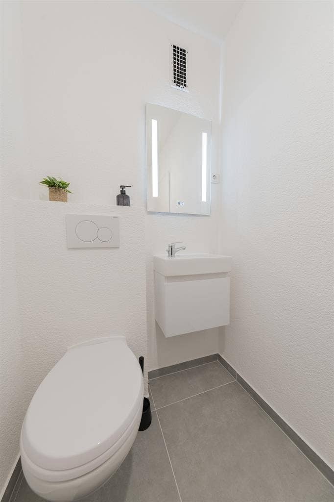 Big Furnished room in munich