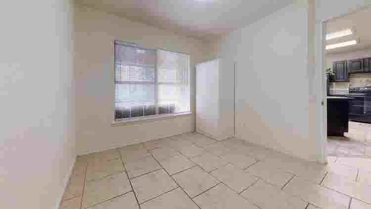 1 BR in Arlington