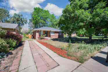 4 BR in Denver
