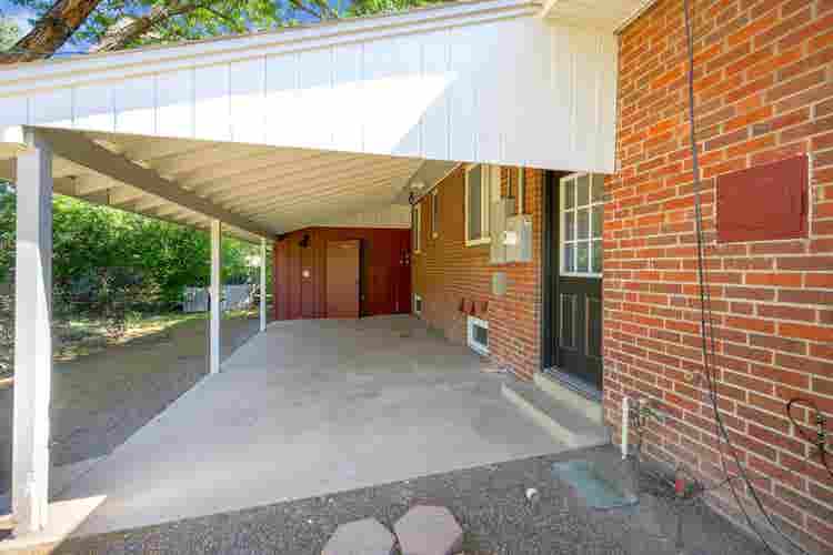 4 BR in Denver