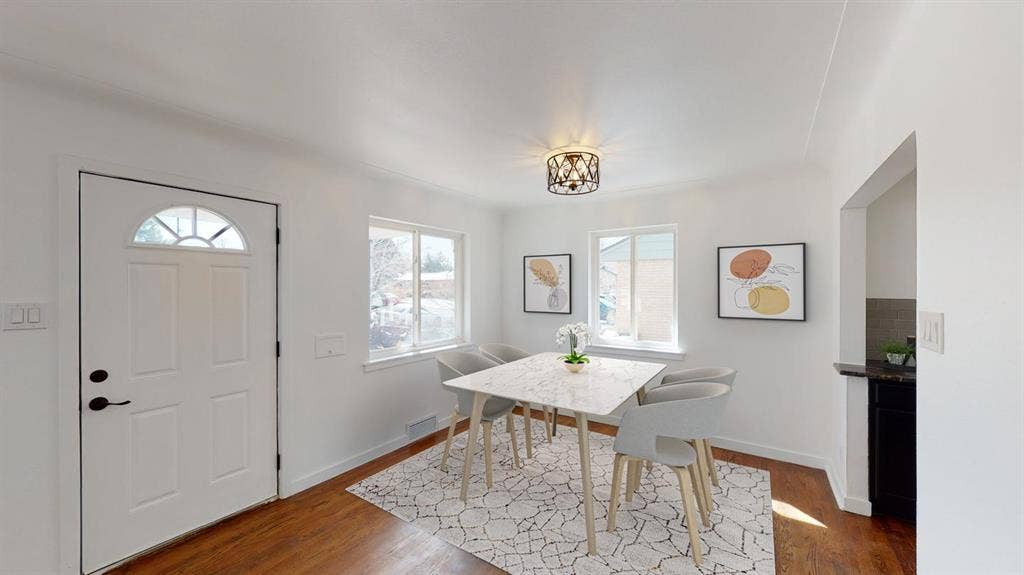 4 BR in Denver