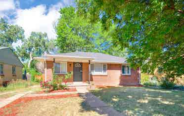 4 BR in Denver