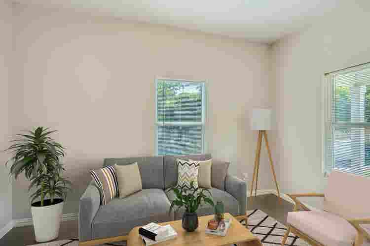 1 BR in Dallas