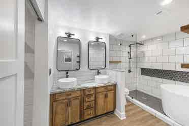 4 BR in Dallas