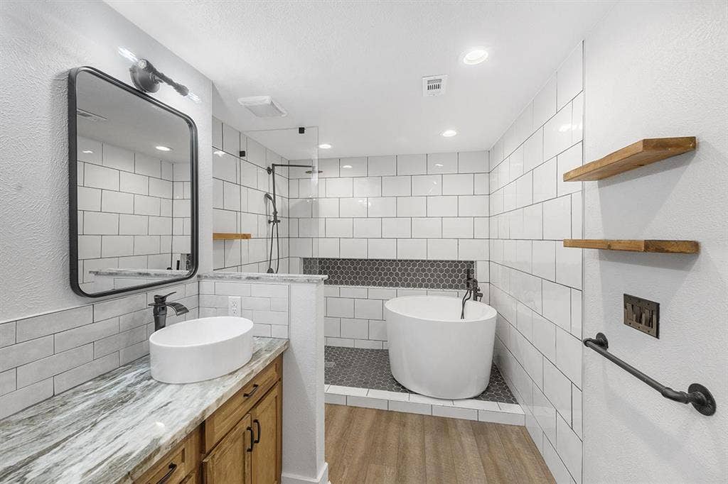 4 BR in Dallas