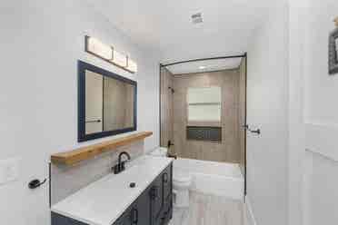 4 BR in Dallas