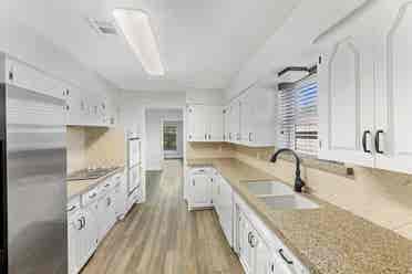 4 BR in Dallas
