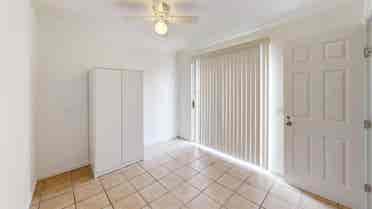 1 BR in Austin