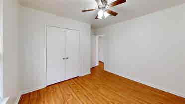 1 BR in Austin
