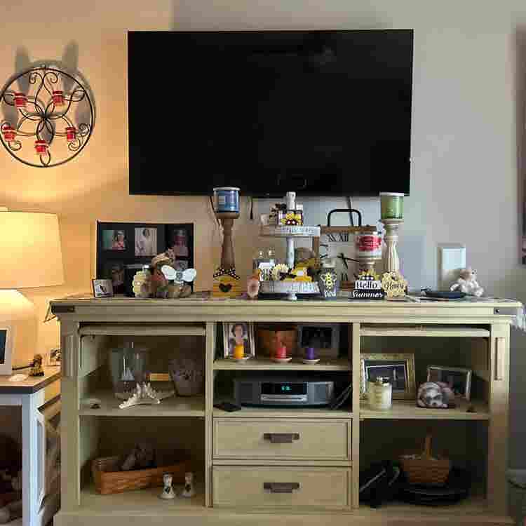 Looking for a roommate
