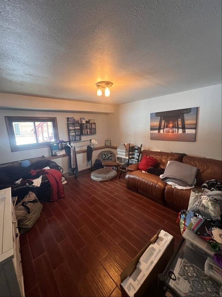 2 bedroom downstairs for rent!