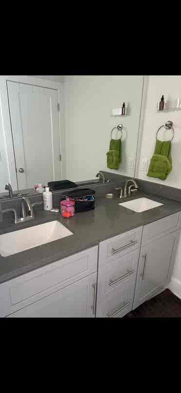 House with two rooms for rent.