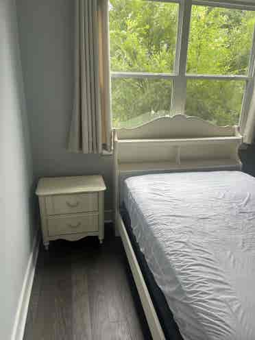 House with two rooms for rent.
