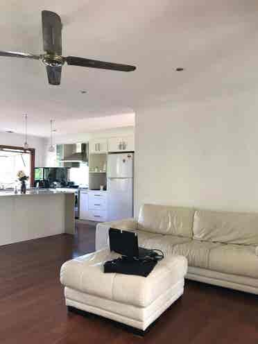 Two Spacious Rooms in Benowa