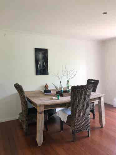 Two Spacious Rooms in Benowa