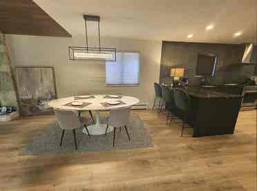 Large modern house- Metro Vancouver