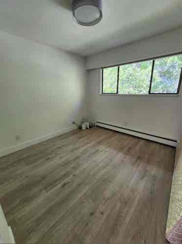 Large modern house- Metro Vancouver