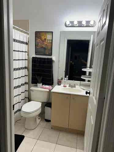 Room for Rent. Private Bed & Bath