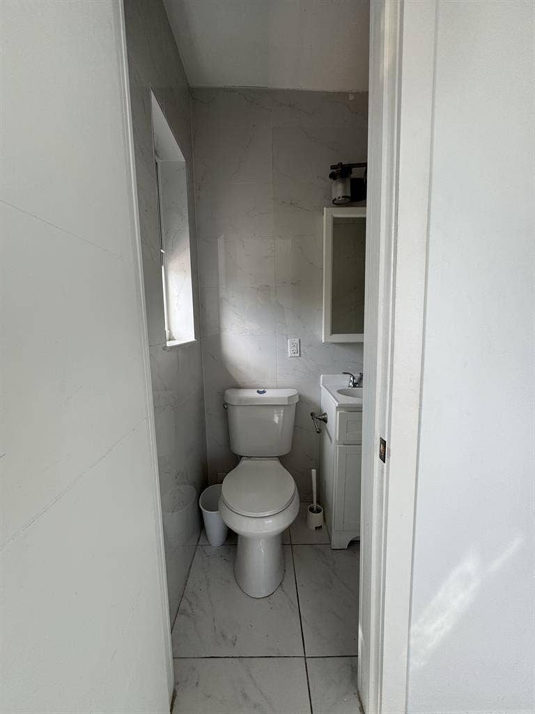 Clean Room available North beach