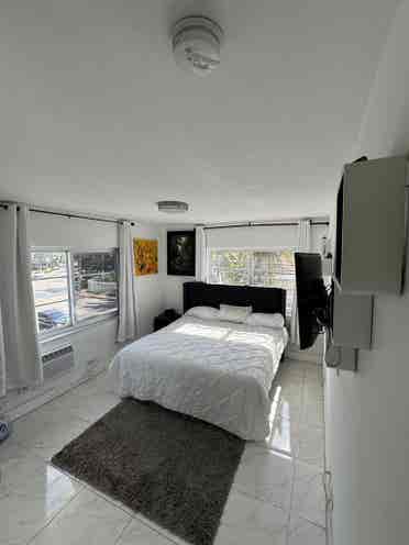 Clean Room available North beach