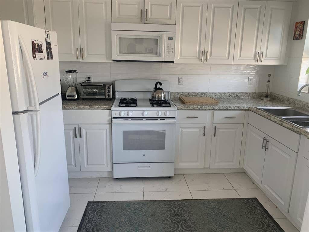 Clean Room available North beach