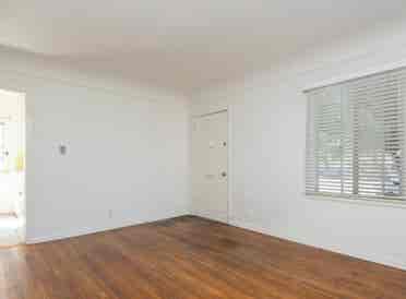 Furnished summer sublet in West LA