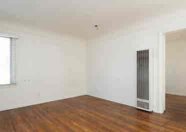 Furnished summer sublet in West LA