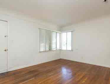 Furnished summer sublet in West LA