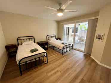 4-bedroom house near beach