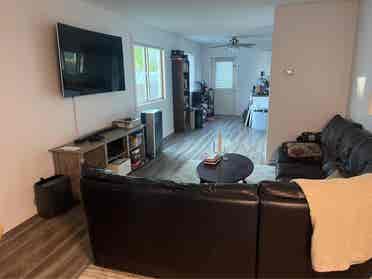 2 roommates needed
