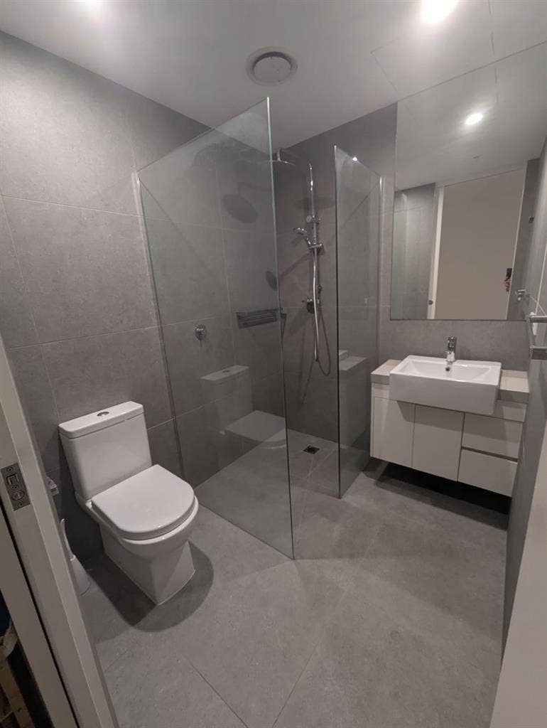 Furnished room with Priv bathroom.