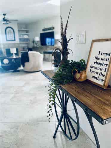 PEACEFUL LUXERY. Utilities/WiFi.