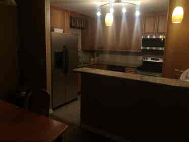 Room w/half bathroom for Rent