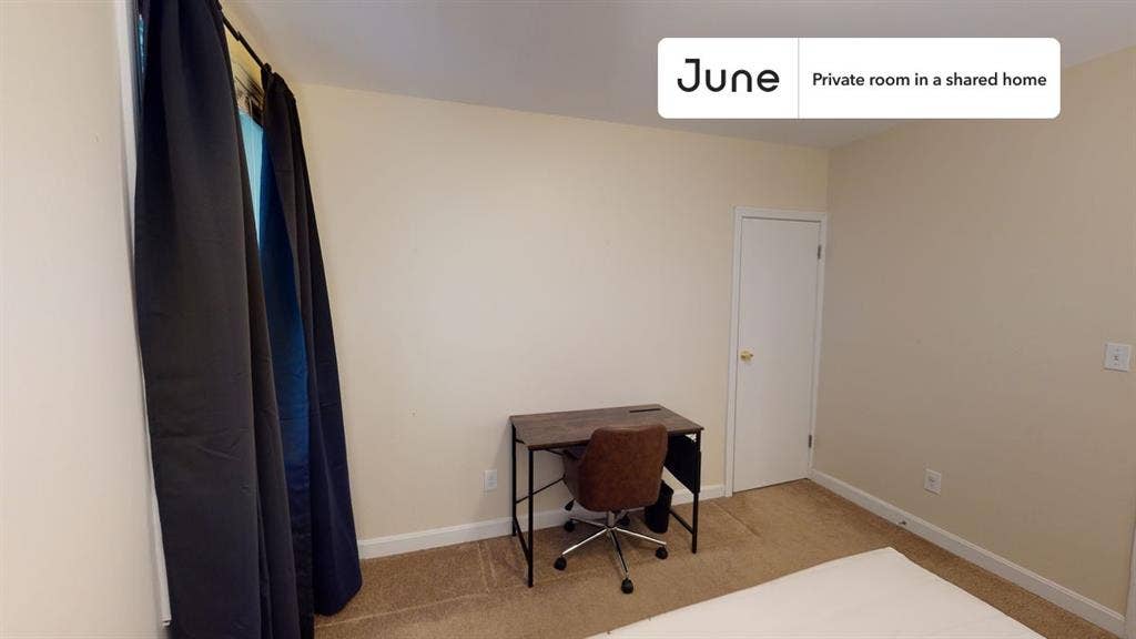 3 BR in Boston