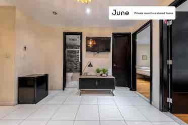 4 BR in New York City