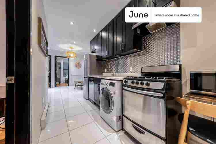4 BR in New York City