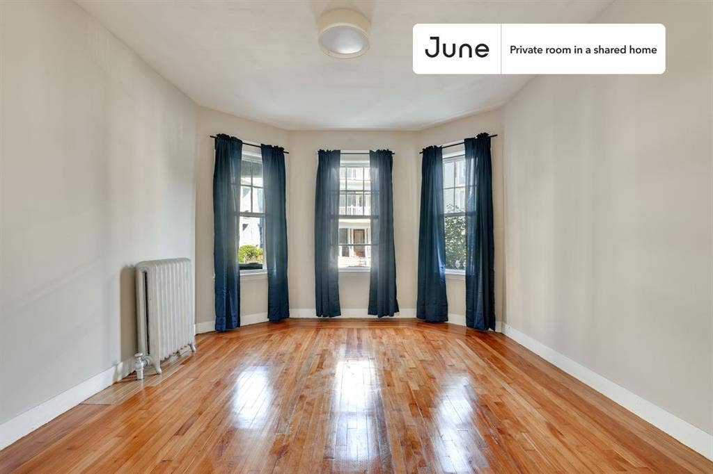4 BR in Boston