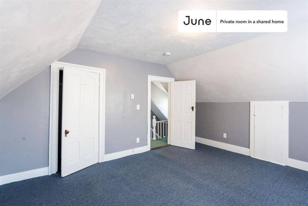 4 BR in Boston