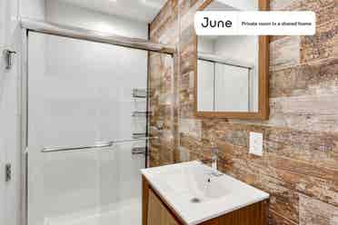 5 BR in New York City