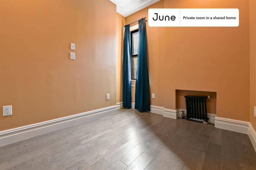 3 BR in New York City