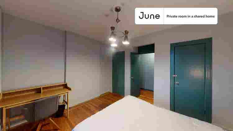 4 BR in New York City