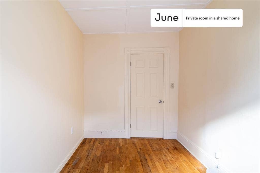 4 BR in Boston