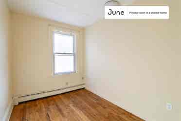 4 BR in Boston