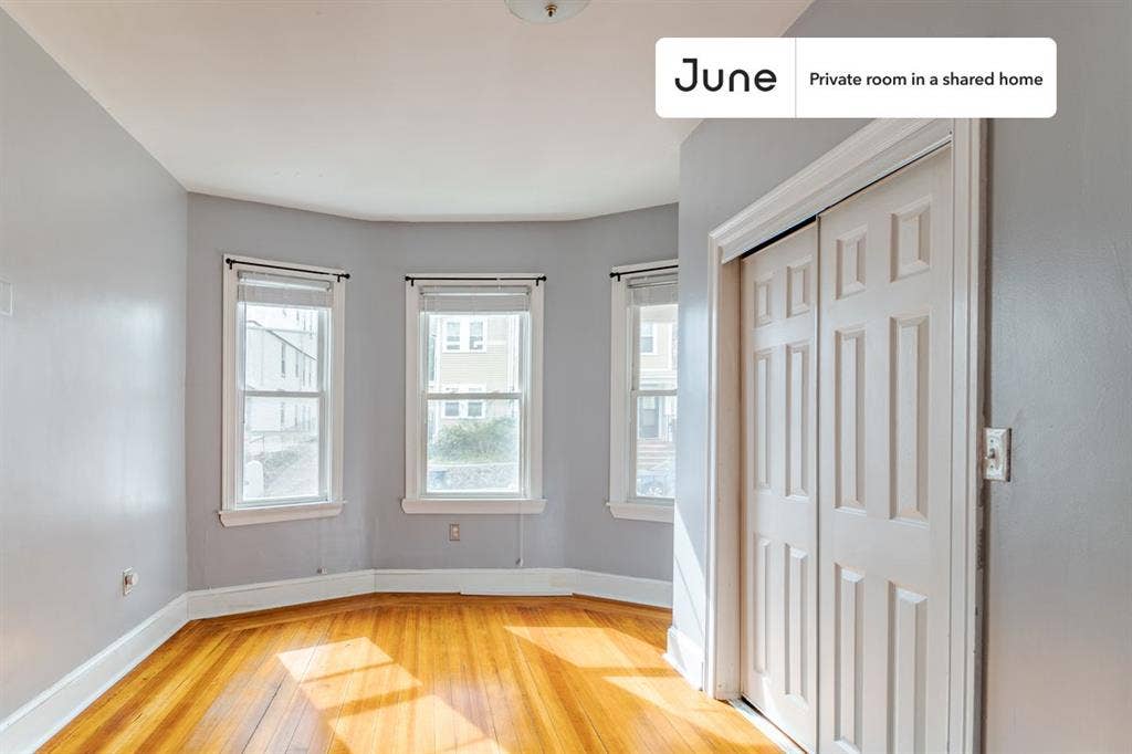 3 BR in Boston