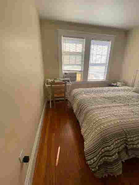 Seeking 2 Roommates in Brighton Apt