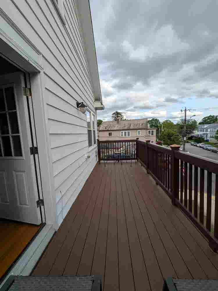 Seeking 2 Roommates in Brighton Apt