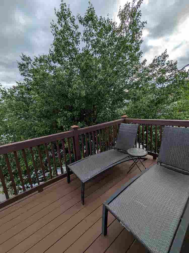 Seeking 2 Roommates in Brighton Apt